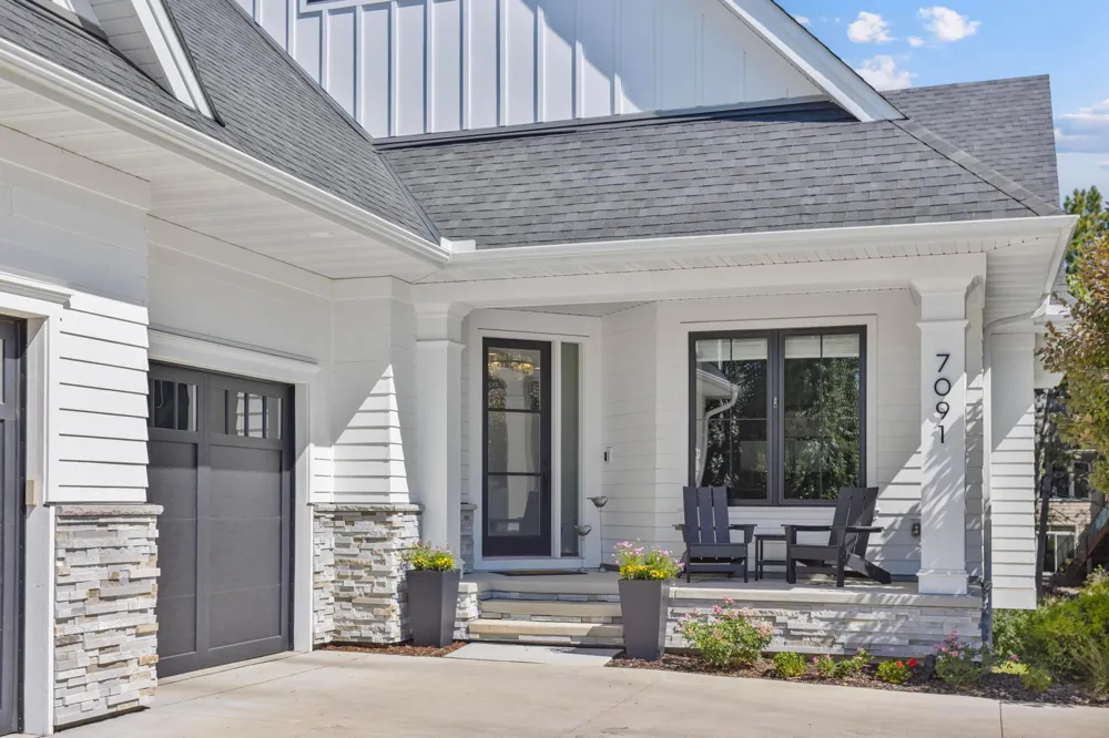 7091 Highland Court Eden Prairie, MN 55346