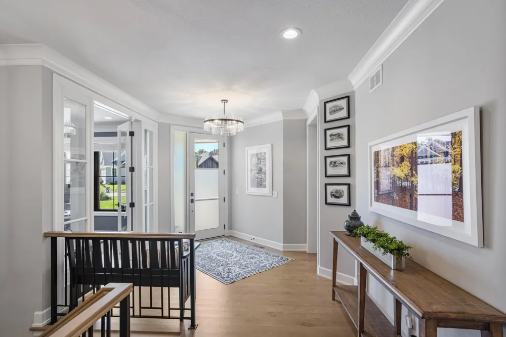 7091 Highland Court Eden Prairie, MN 55346