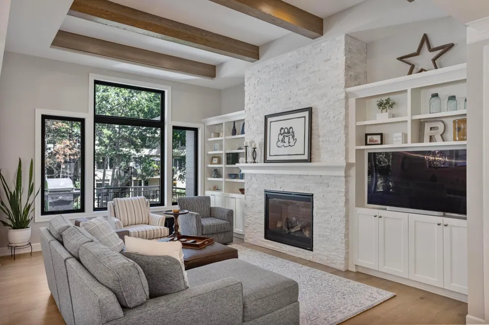 7091 Highland Court Eden Prairie, MN 55346