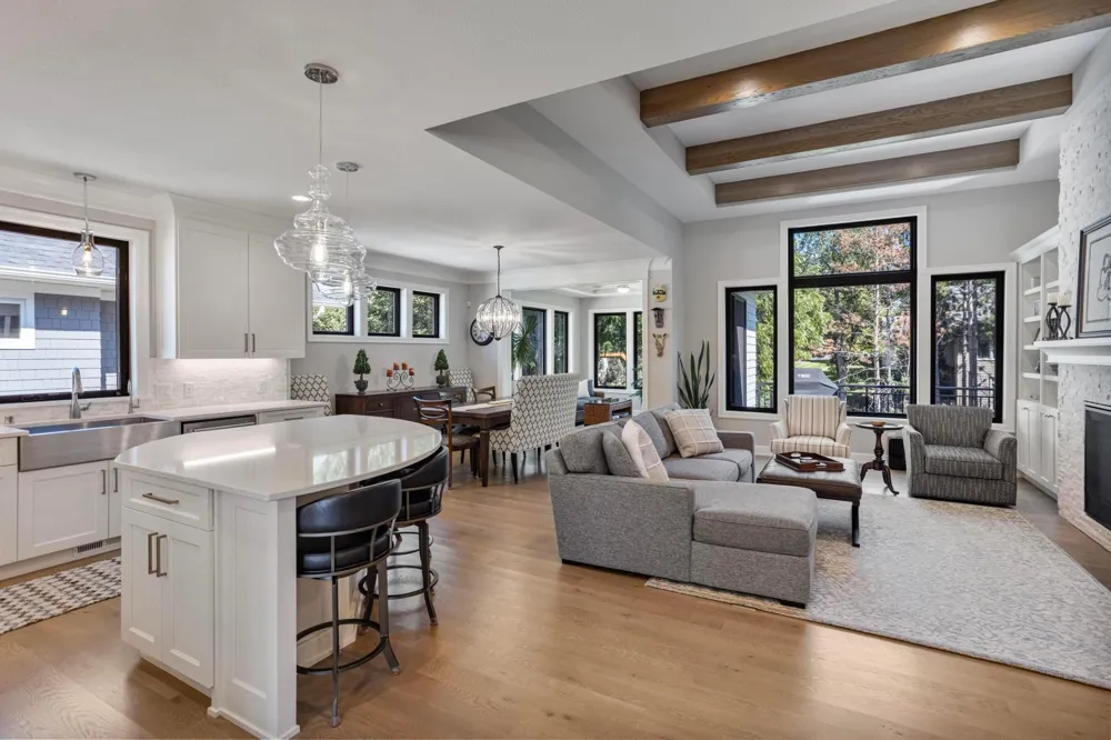 7091 Highland Court Eden Prairie, MN 55346