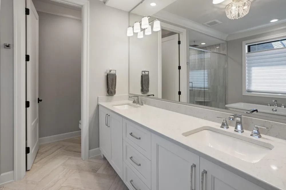 7091 Highland Court Eden Prairie, MN 55346