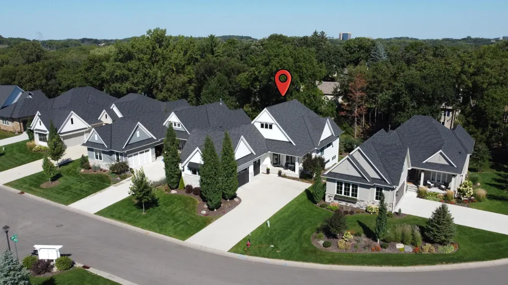 7091 Highland Court Eden Prairie, MN 55346