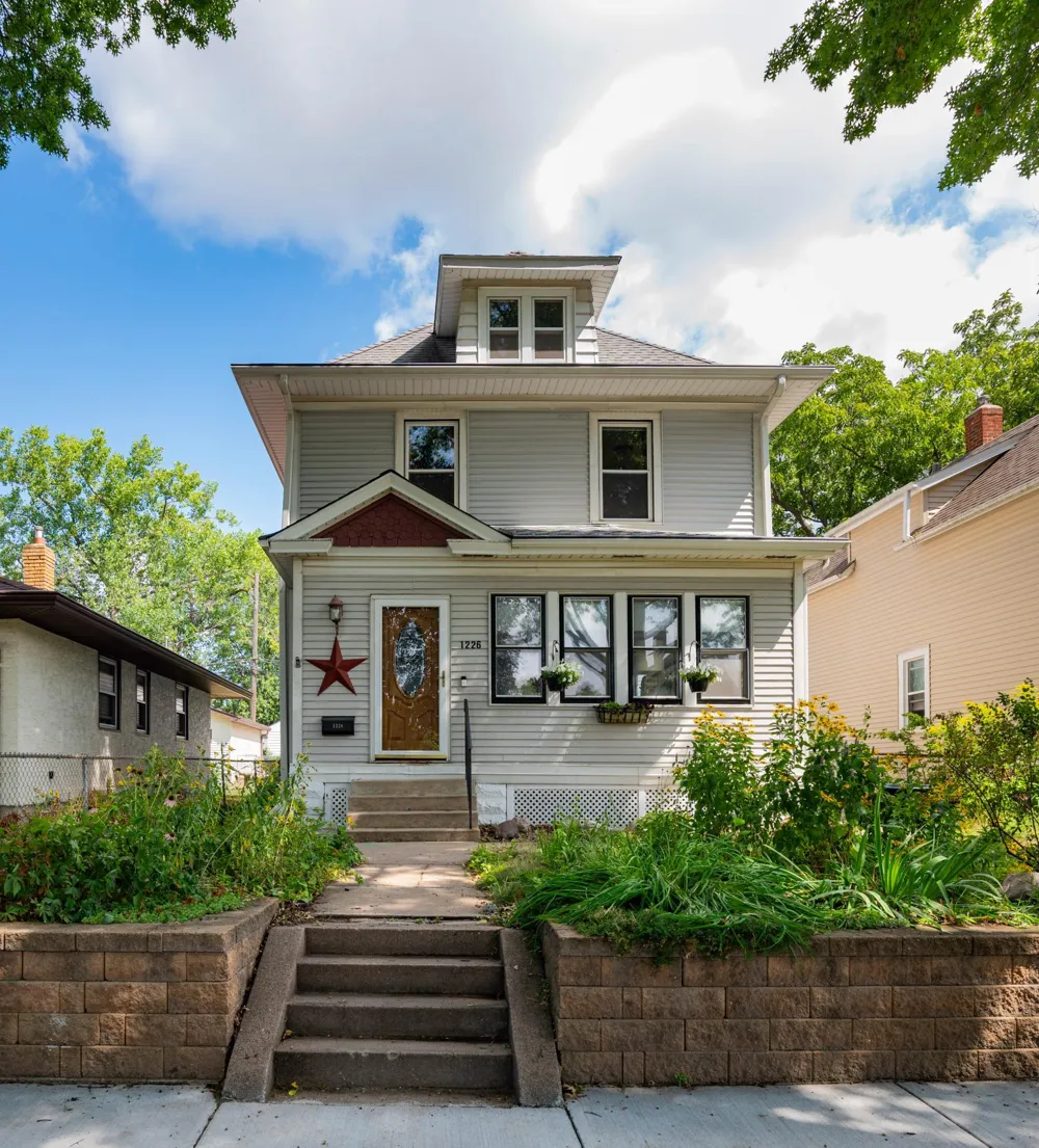 1226 Albemarle Street Saint Paul, MN 55117