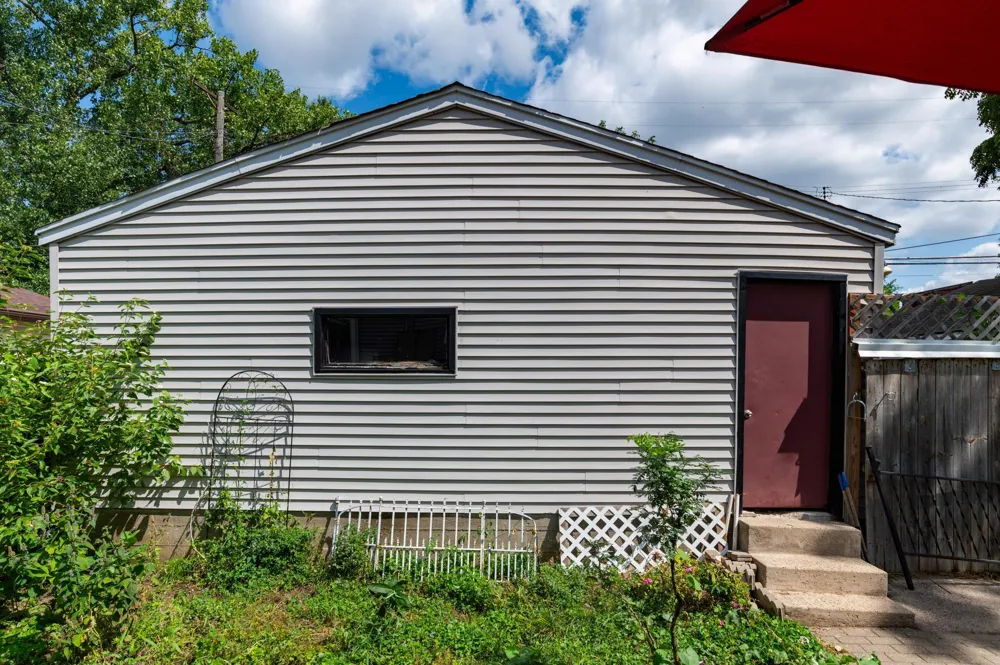 1226 Albemarle Street Saint Paul, MN 55117