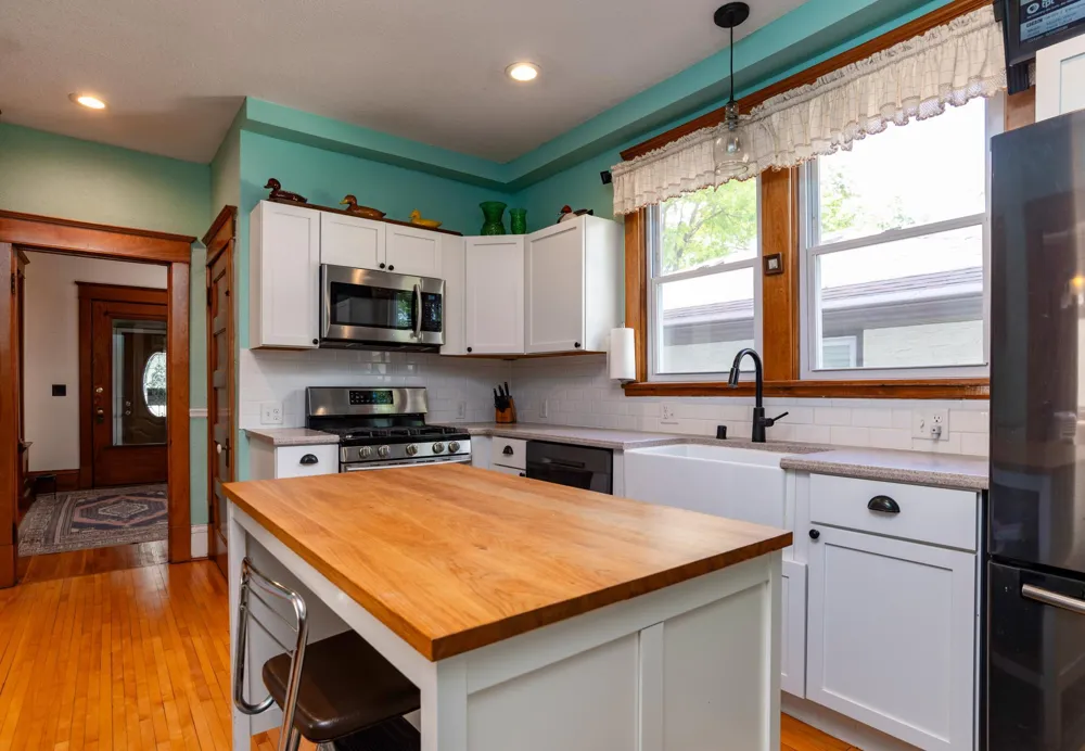 1226 Albemarle Street Saint Paul, MN 55117