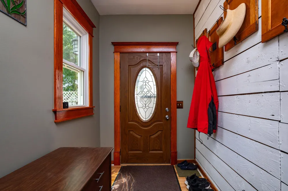 1226 Albemarle Street Saint Paul, MN 55117