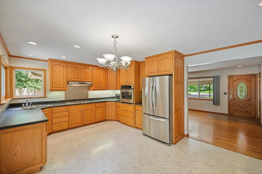 8378 Groveland Road Mounds View, MN 55112