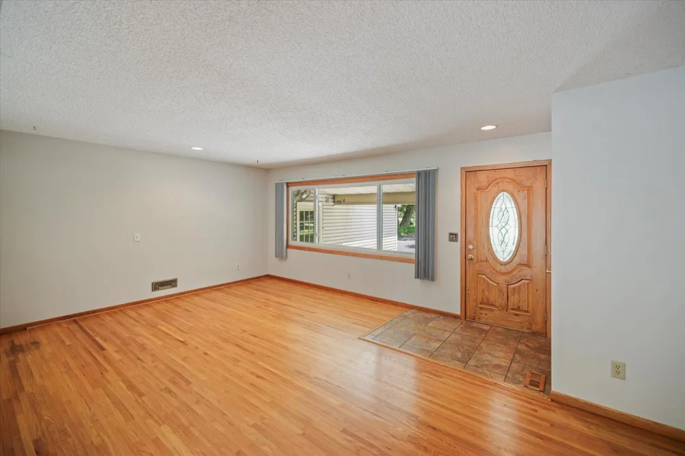 8378 Groveland Road Mounds View, MN 55112