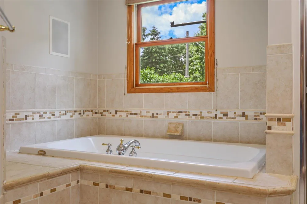 8378 Groveland Road Mounds View, MN 55112