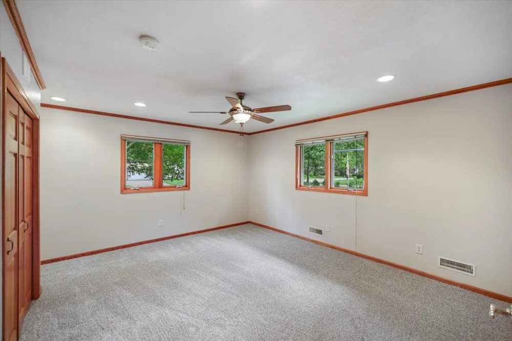 8378 Groveland Road Mounds View, MN 55112