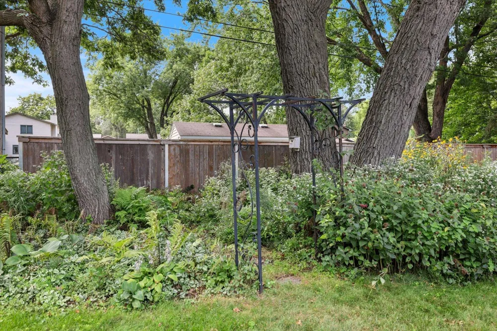 8378 Groveland Road Mounds View, MN 55112