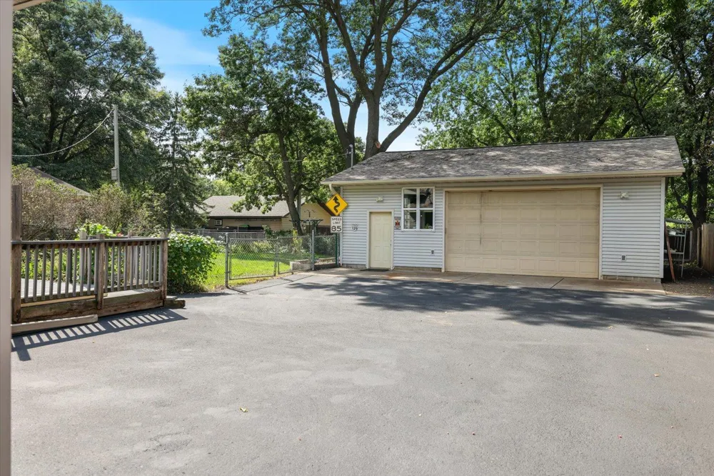 8378 Groveland Road Mounds View, MN 55112