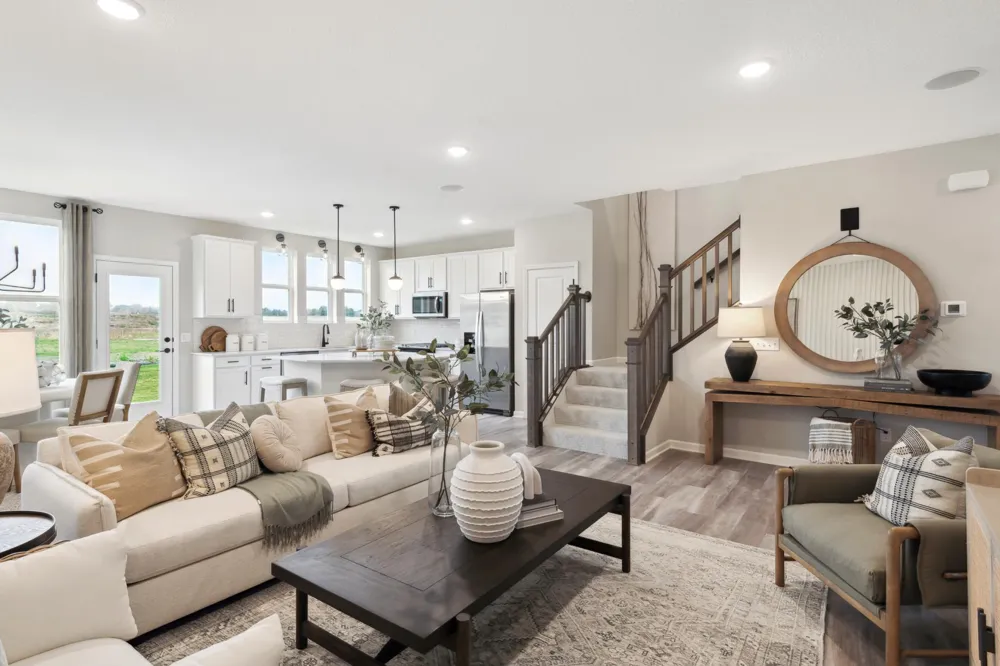 10406 Glacier Lane Maple Grove, MN 55369