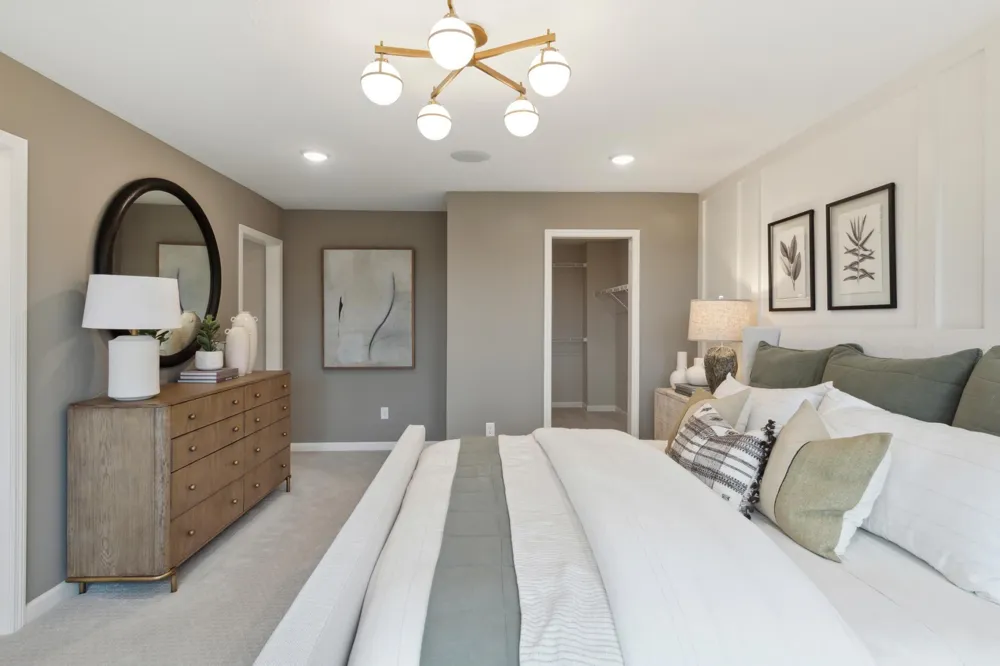 10406 Glacier Lane Maple Grove, MN 55369