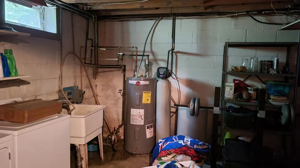 27600 W Twin Lake Drive Pequot Lakes, MN 56472