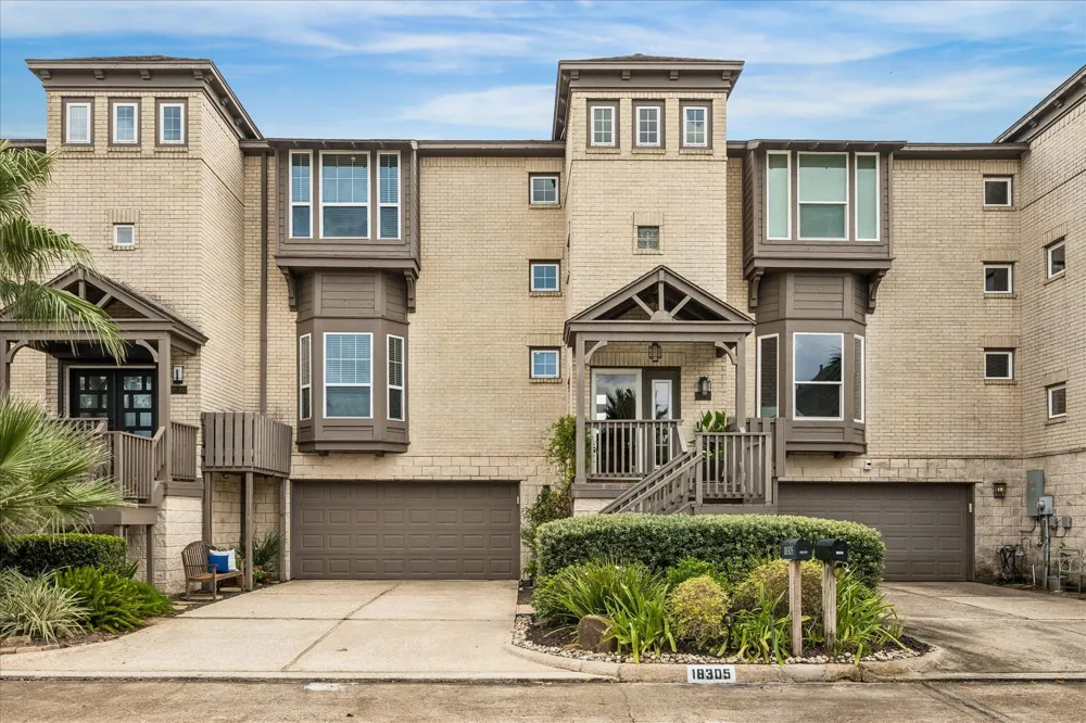 18305 Starboard Drive Houston, TX 77058