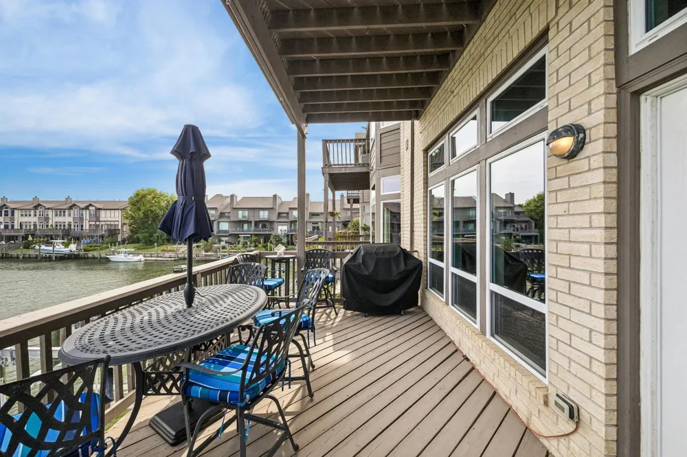 18305 Starboard Drive Houston, TX 77058