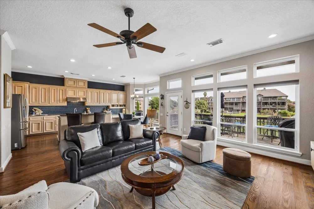 18305 Starboard Drive Houston, TX 77058