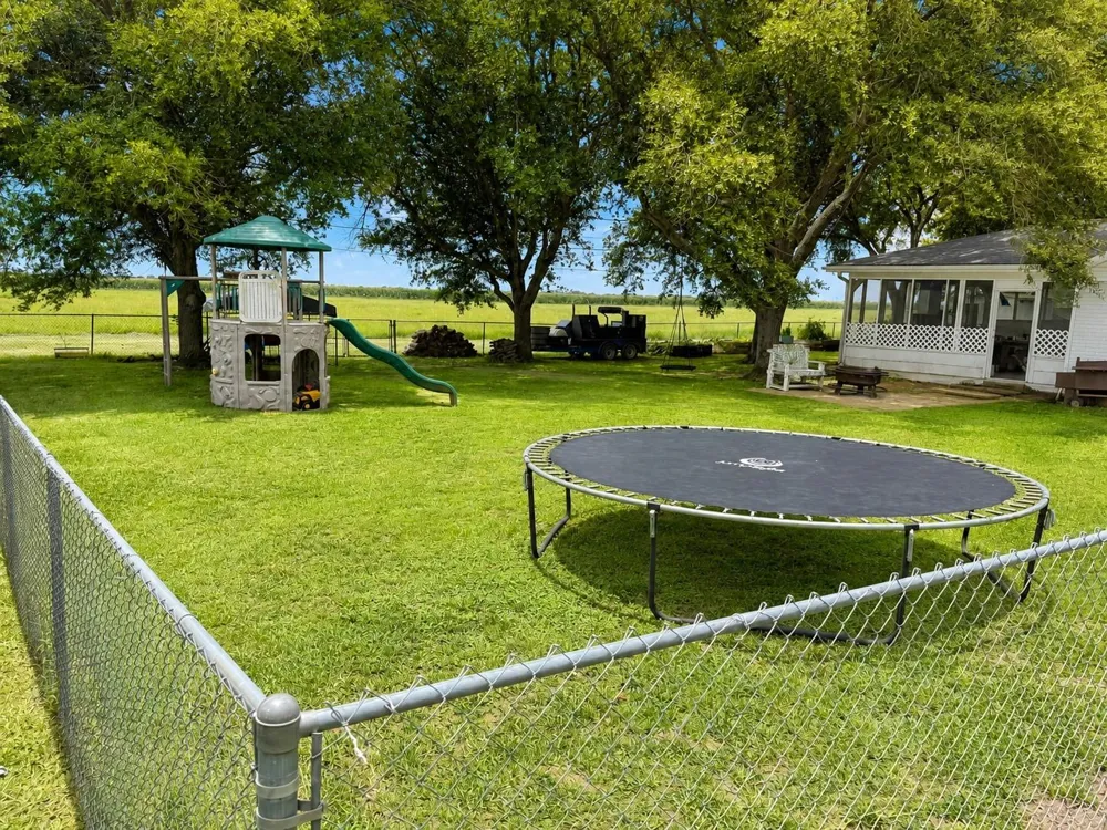 809 John Albert Dr East Bernard, TX 77435
