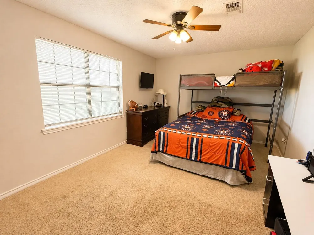 809 John Albert Dr East Bernard, TX 77435