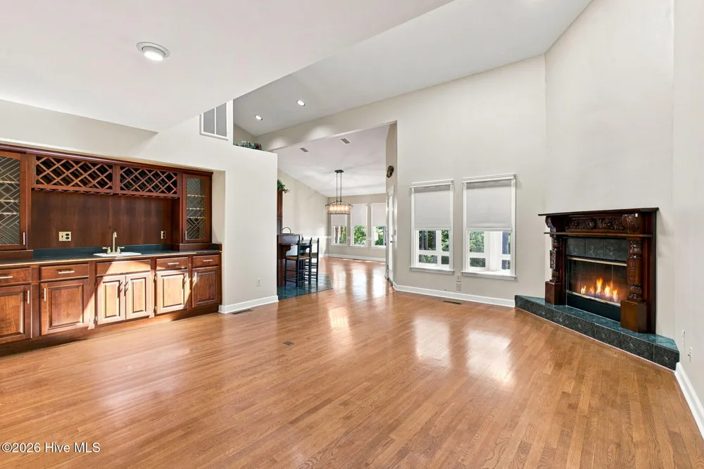 3167 Lakeside Commons Drive SE ## 1 Southport, NC 28461