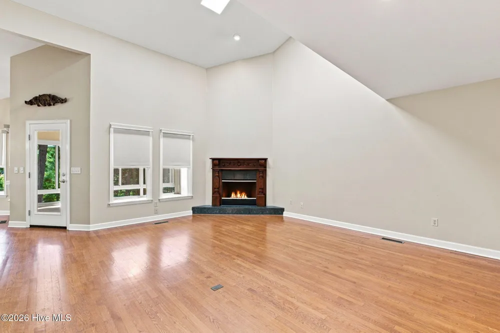 3167 Lakeside Commons Drive SE ## 1 Southport, NC 28461