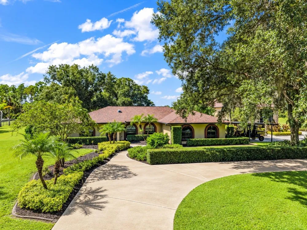 4225 ULMAN AVENUE North Port, FL 34286