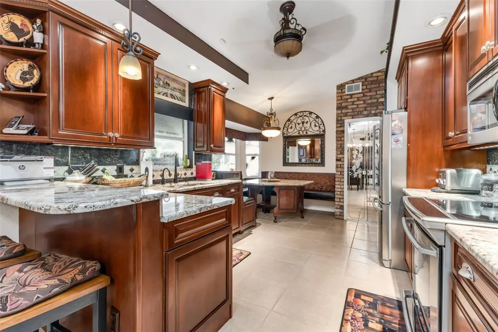 4225 ULMAN AVENUE North Port, FL 34286