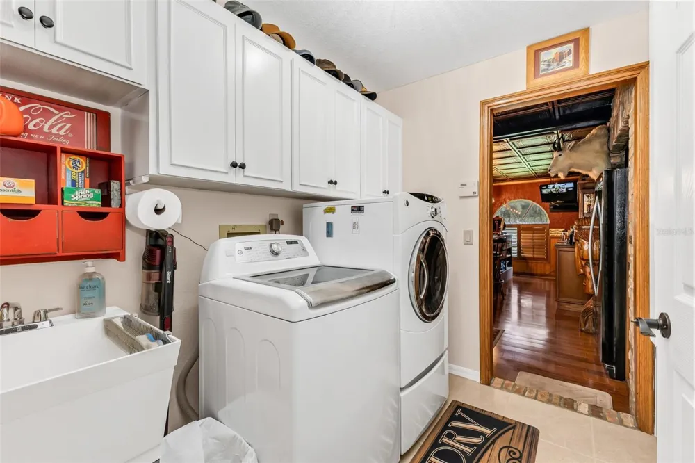 4225 ULMAN AVENUE North Port, FL 34286