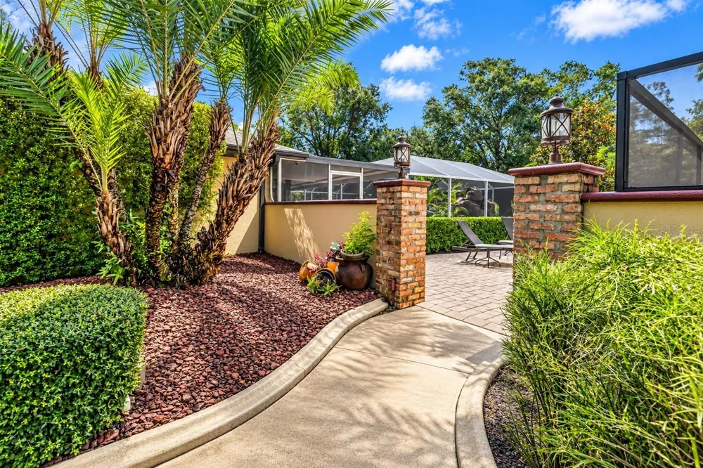 4225 ULMAN AVENUE North Port, FL 34286
