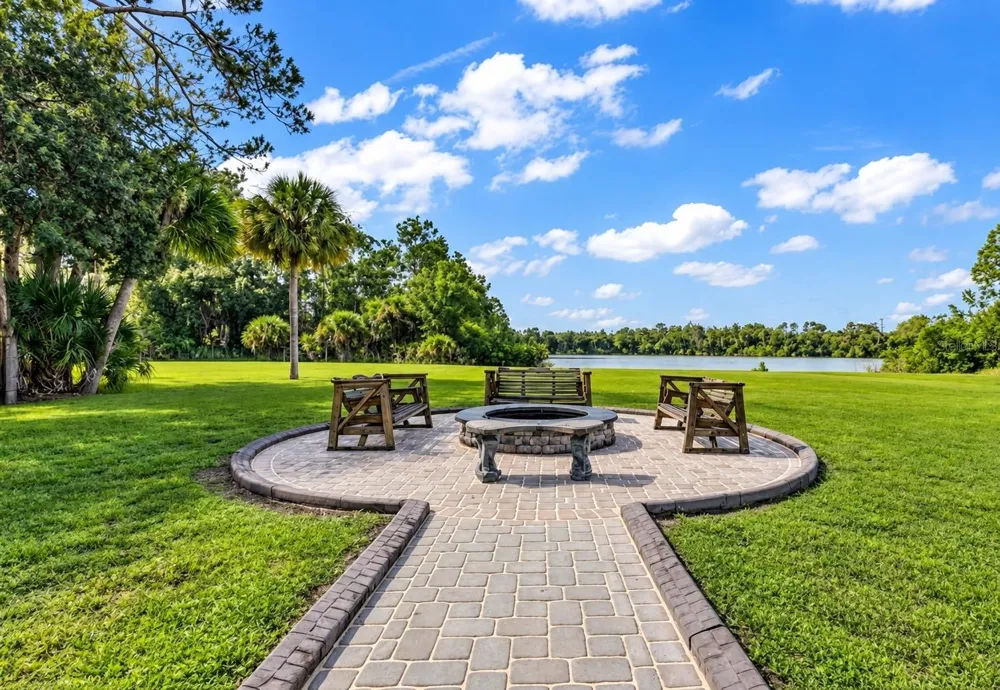 4225 ULMAN AVENUE North Port, FL 34286
