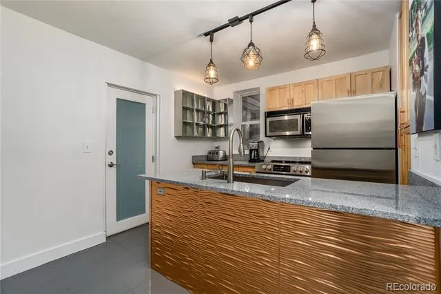 2454 W 32nd Avenue Denver, CO 80211