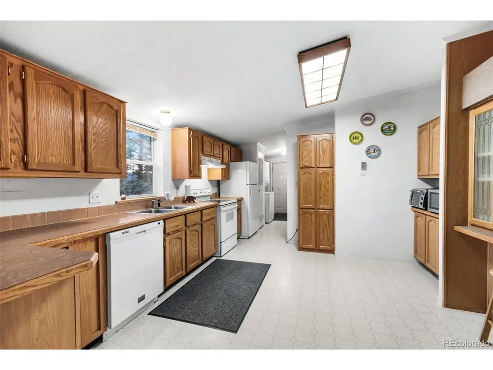 647 Wampum Lane Como, CO 80432