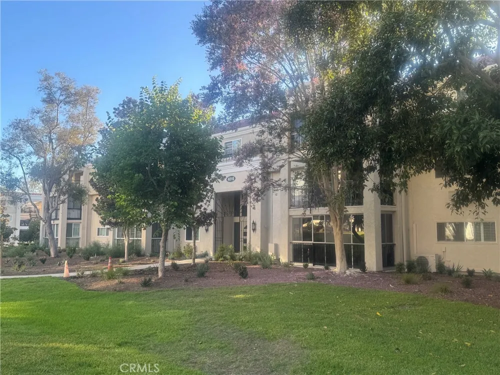 4010 Calle Sonora Oeste #2E Laguna Woods, CA 92637