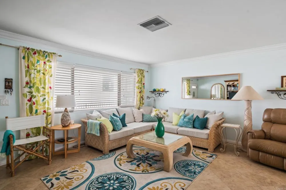 1052 Isabella Avenue Coronado, CA 92118