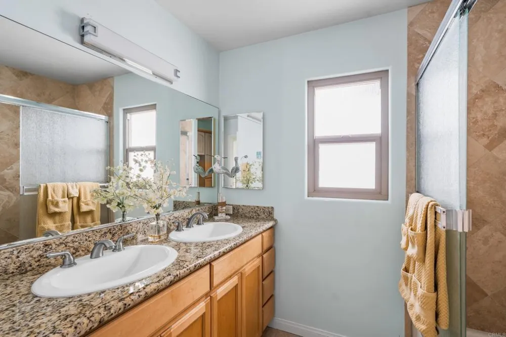 1052 Isabella Avenue Coronado, CA 92118
