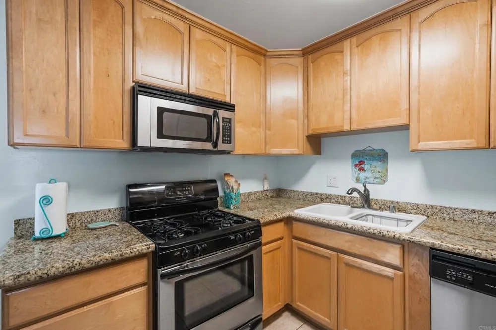 1052 Isabella Avenue Coronado, CA 92118