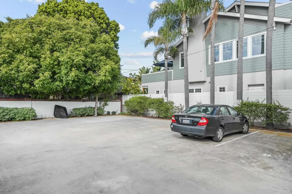 1052 Isabella Avenue Coronado, CA 92118