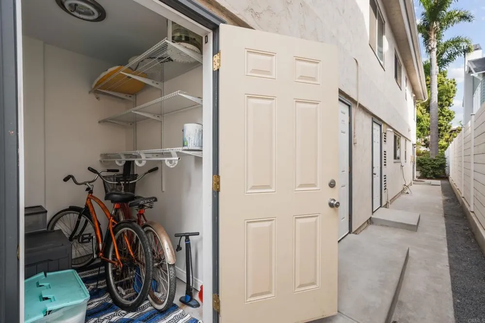 1052 Isabella Avenue Coronado, CA 92118