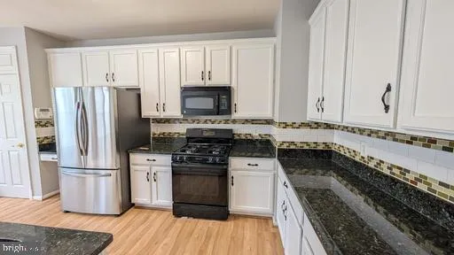13996 KHALID LANE Chantilly, VA 20151