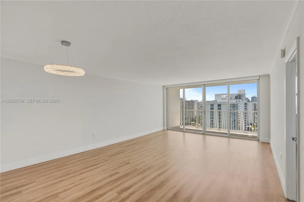 5838 Collins Ave #15F Miami Beach, FL 33140