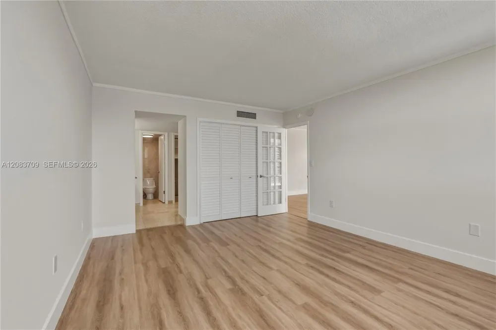5838 Collins Ave #15F Miami Beach, FL 33140