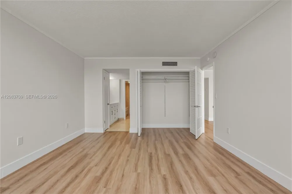 5838 Collins Ave #15F Miami Beach, FL 33140