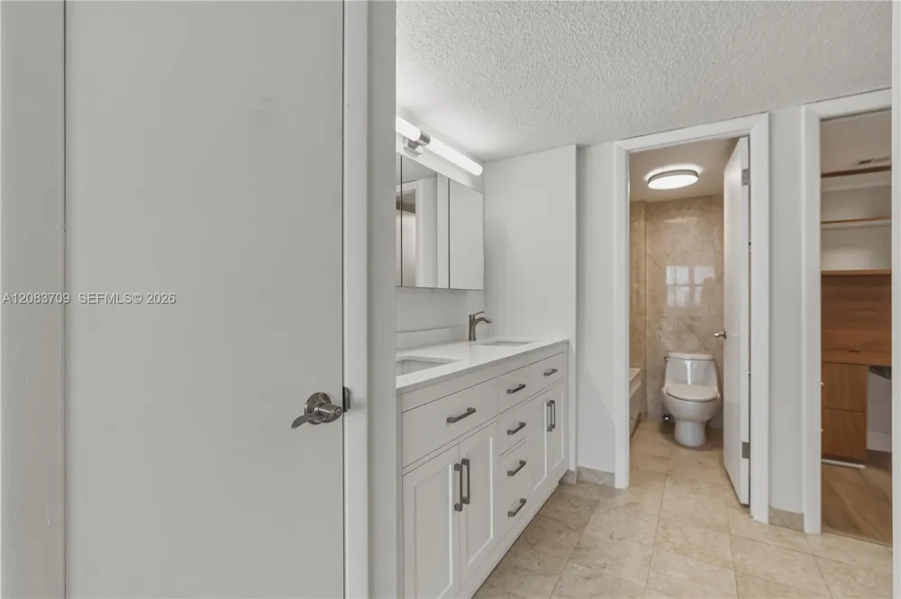 5838 Collins Ave #15F Miami Beach, FL 33140