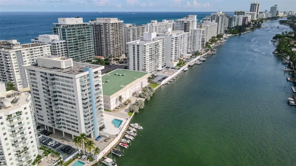 5838 Collins Ave #15F Miami Beach, FL 33140