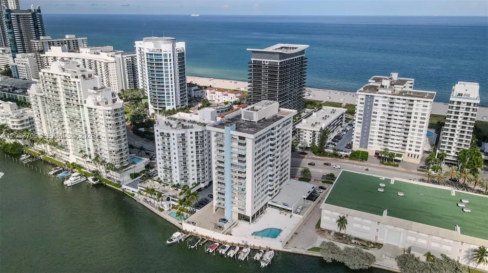 5838 Collins Ave #15F Miami Beach, FL 33140