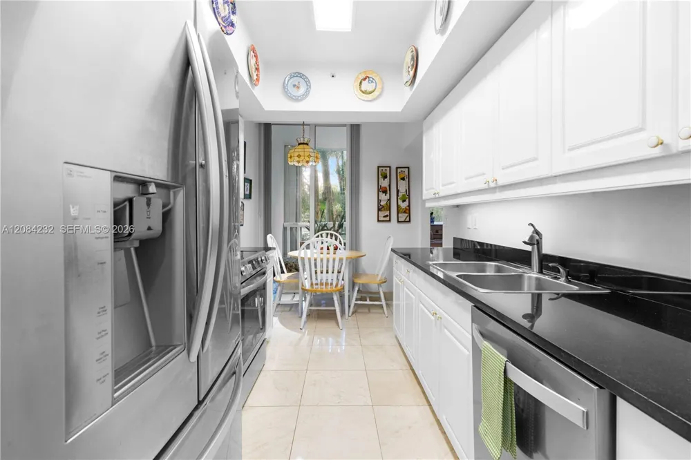 21055 Yacht Club Dr #207 Aventura, FL 33180