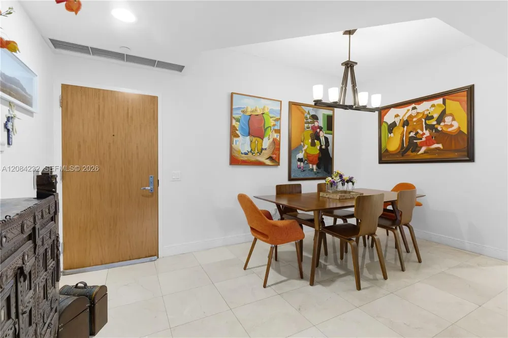 21055 Yacht Club Dr #207 Aventura, FL 33180