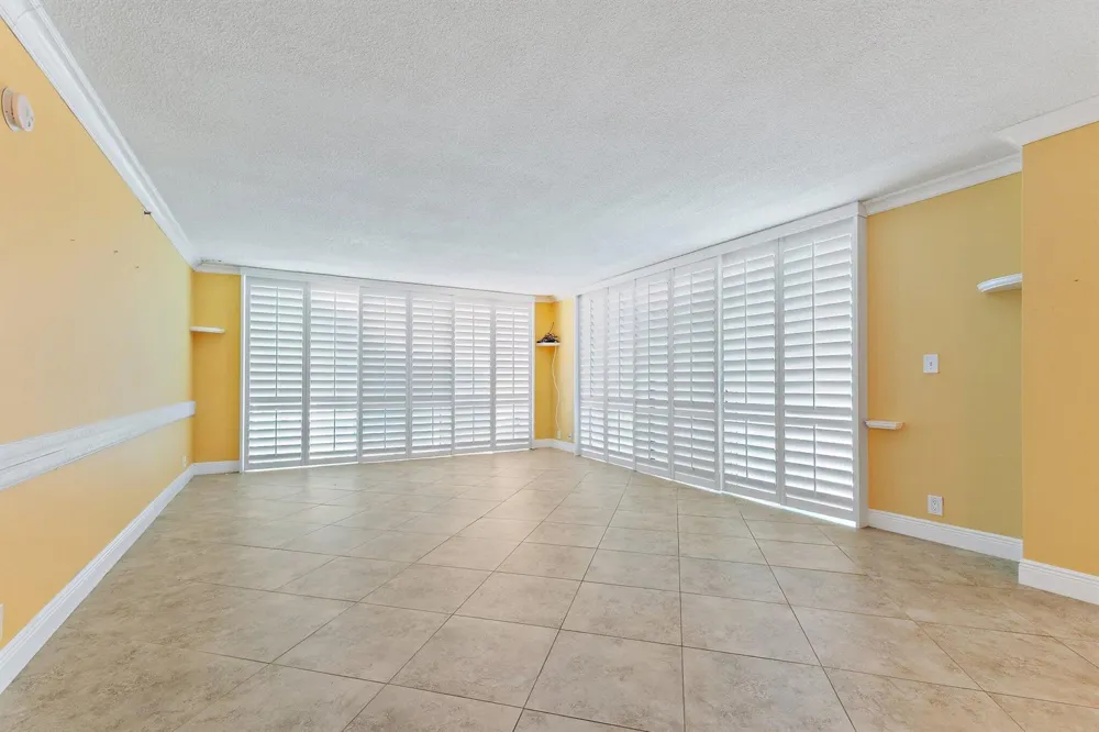 375 Beach Road #201 Tequesta, FL 33469