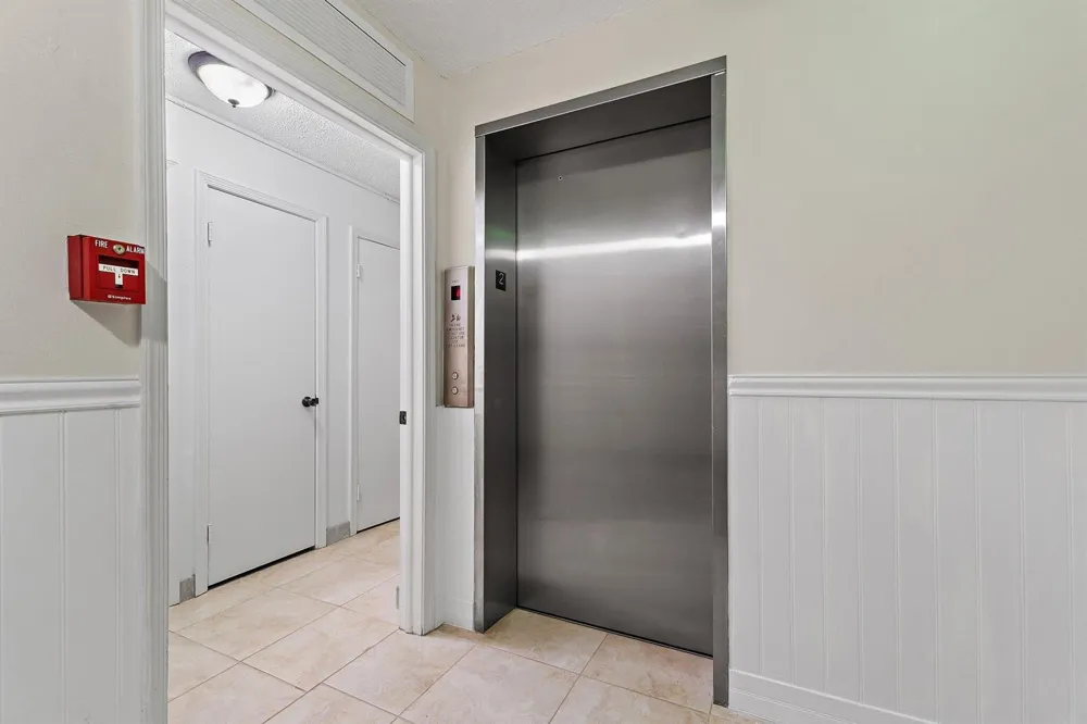 375 Beach Road #201 Tequesta, FL 33469